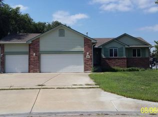 421 N Chelsee Ct, Andale, KS 67001