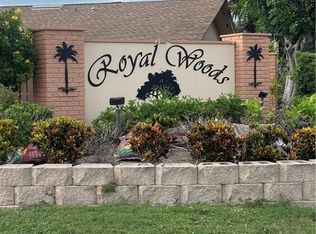 17320 Timber Oak Ln, Fort Myers, FL 33908