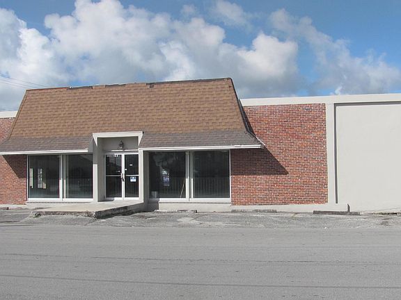 3rd image of 73 Dr Martin Luther King Jr Blvd E