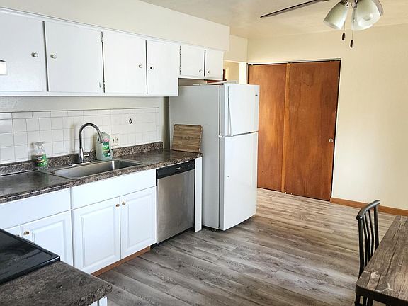 4th image of 3365 Valleston Pkwy