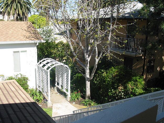 1st image of 954 11th St APT D