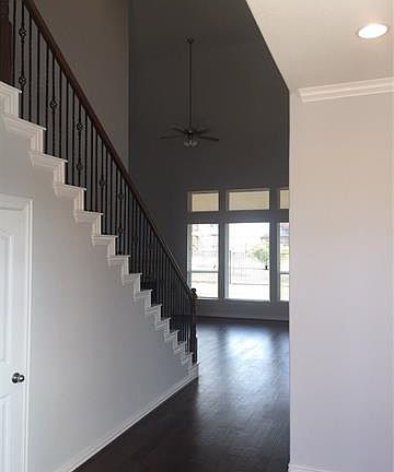 2nd image of 270 Tangerine Dr