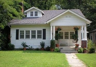 Great 12 South cottage