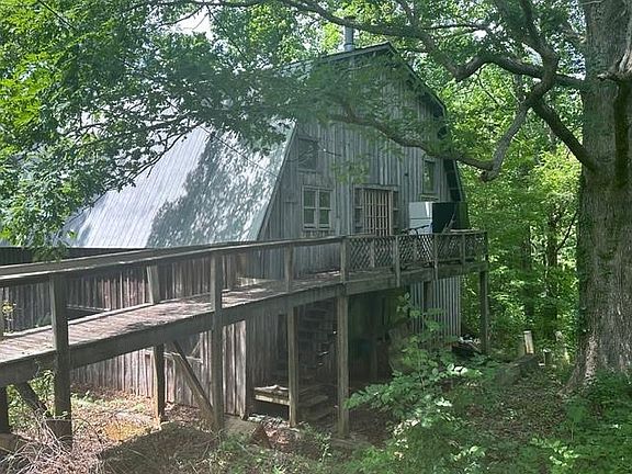5th image of 811 Ammons Rd