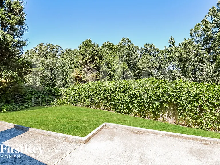 830 James Ridge Dr — Photo 14