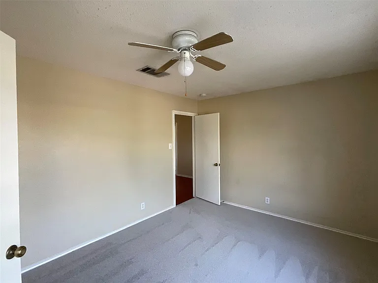 1172 Southern Pl — Photo 39