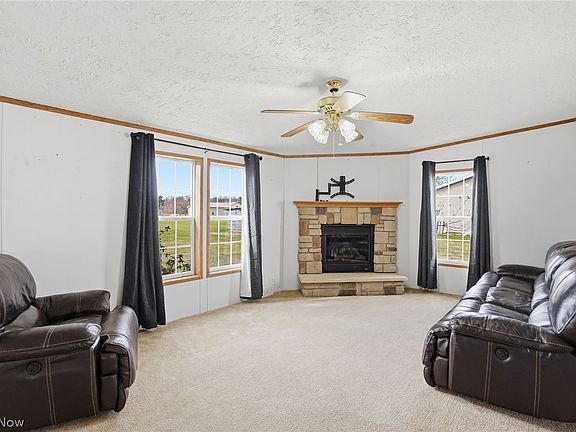 4th image of 7923 Logan Thornville Rd NE
