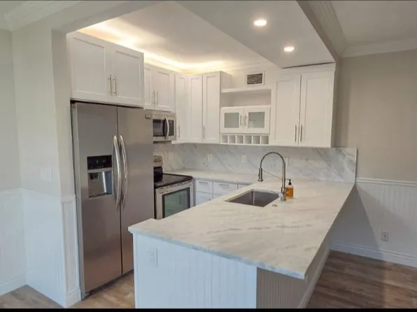 4201 S Ocean Blvd, South Palm Beach, FL