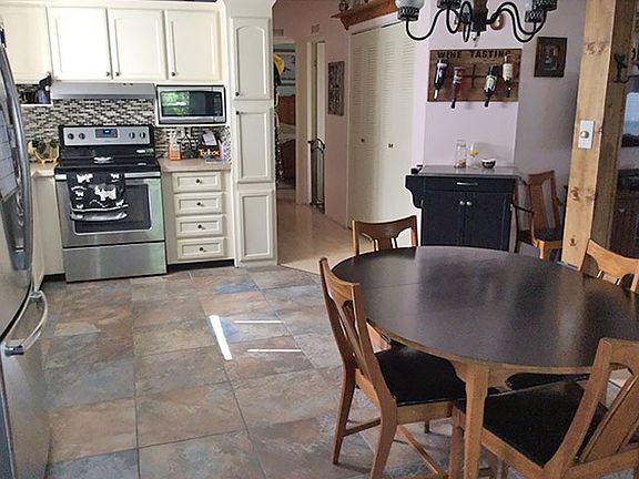 3rd image of 4005 Avenida Del Tura