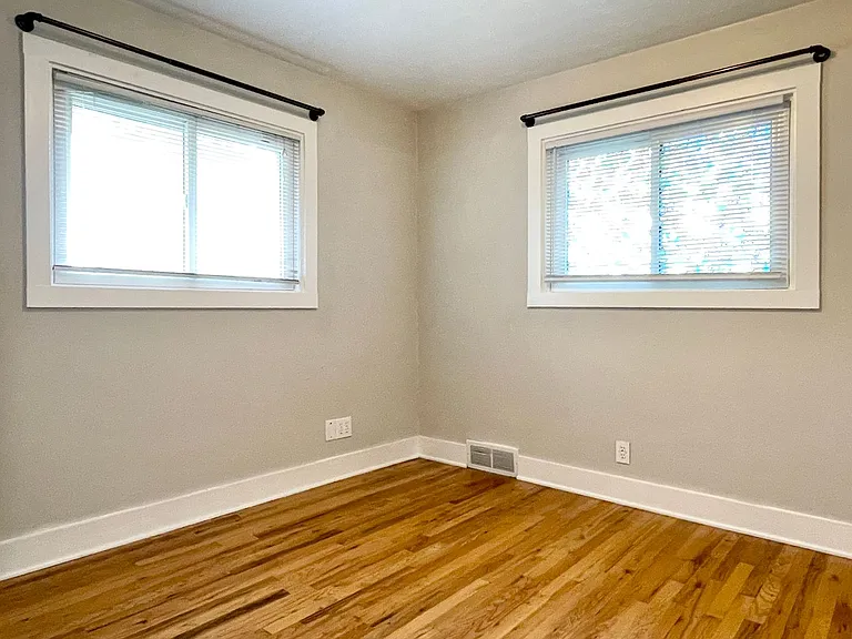 1232 S 300 E — Photo 14