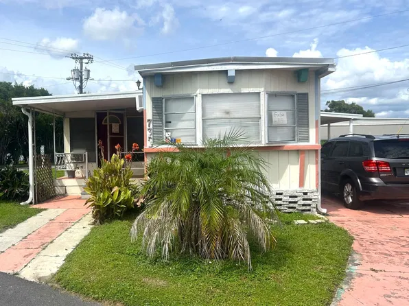 735 Satsuma St, Lakeland, FL 33803