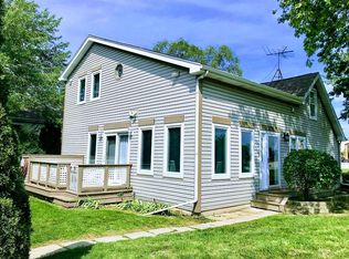 7502 Arlene Ave, Willowbrook, IL 60527