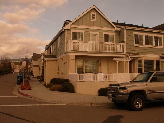 1st image of 724 Casella Way
