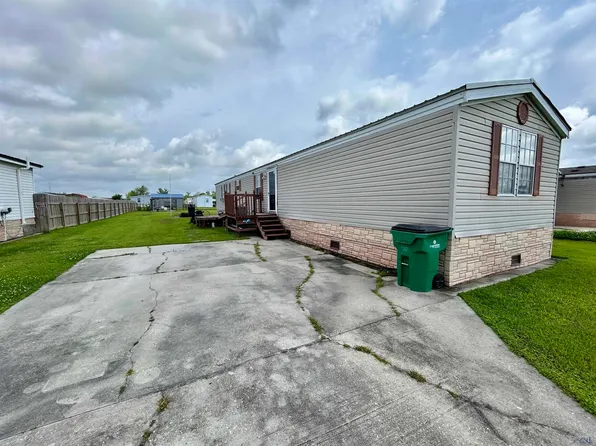 139 Little Rock Dr, Gray, LA 70359