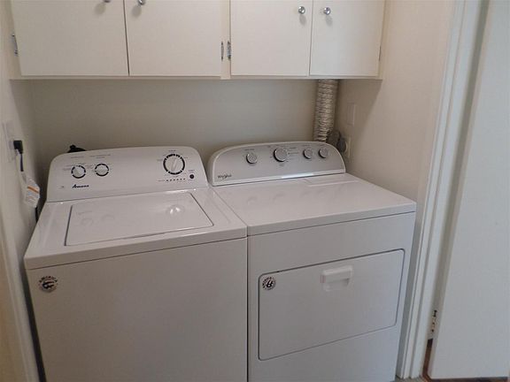 5th image of 2020 Eastlake Ave E APT 1