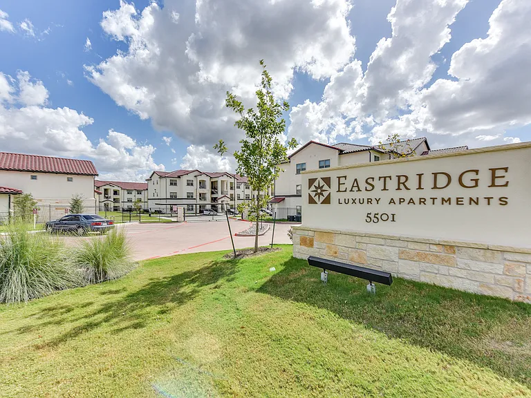 Eastridge Apartments