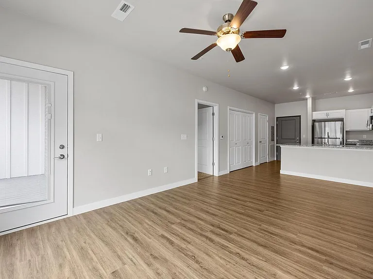 255 Robins Rd — Photo 17