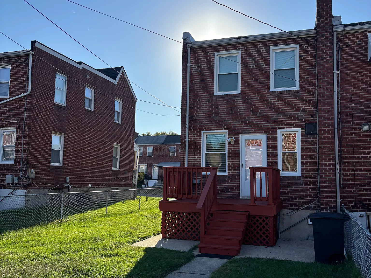2 bed, 1.5 bath, 960 sqft, $1,800 — Photo 2