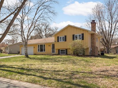 10382 Huntington Dr, Eden Prairie, MN, 55347