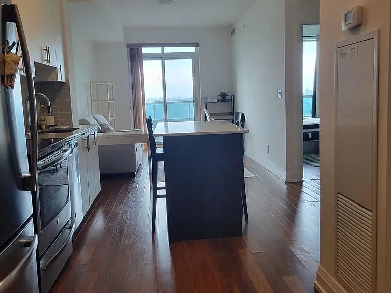 7161 Yonge St #829 — Photo 5
