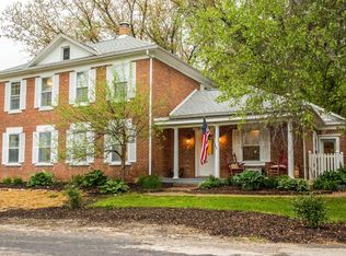 W5456 Boma Rd, La Crosse, WI 54601