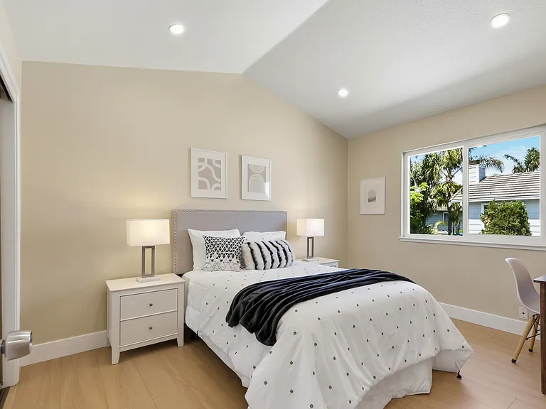 1290 Notting Hill Dr — Photo 14