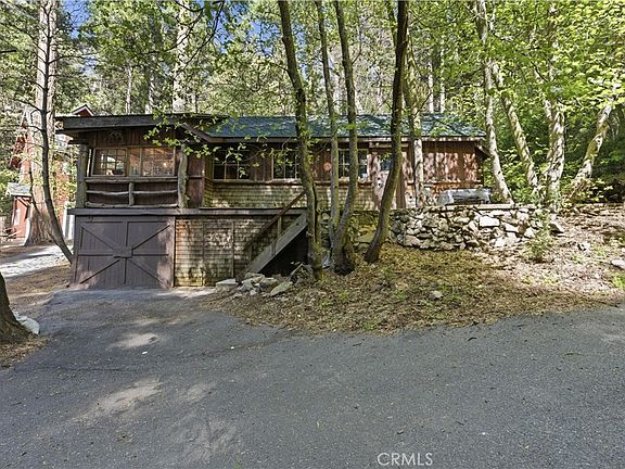 2nd image of 815 Cottage Grove Rd