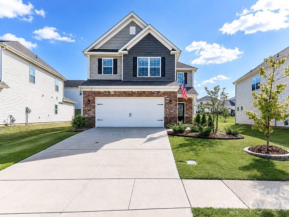 1st image of 333 Kennerly Center Dr