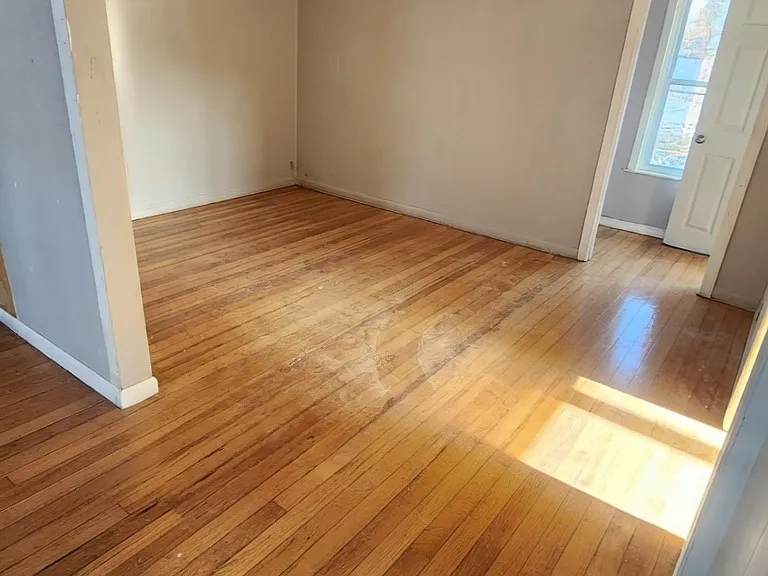 1346 Main St #2 — Photo 6