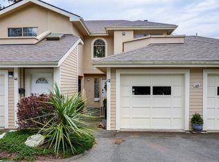 909 Admirals Rd #41, Esquimalt, BC V9A2P1
