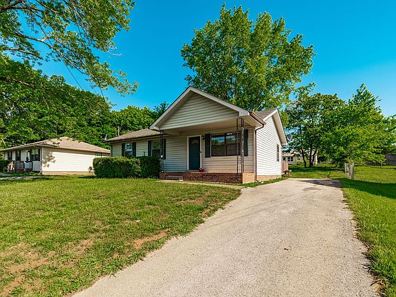 2nd image of 215 Al Oerter Dr