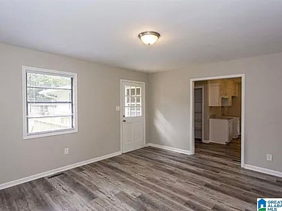 5th image of 1601 4th St NW