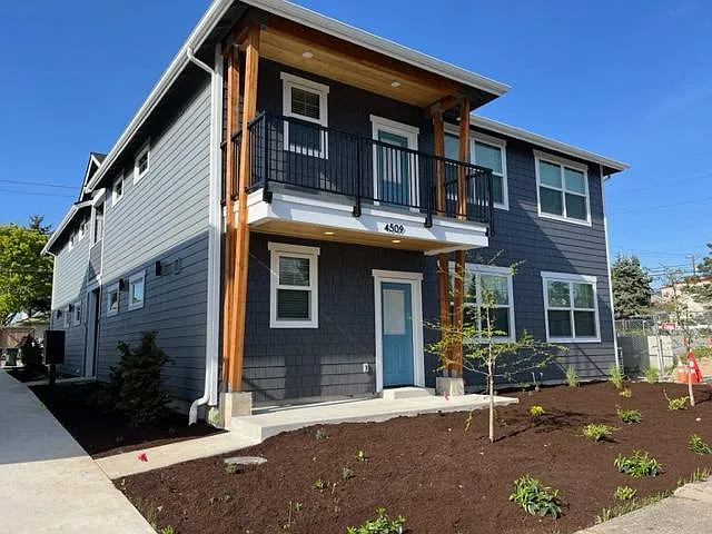 4509 6th Ave #C — Photo 1