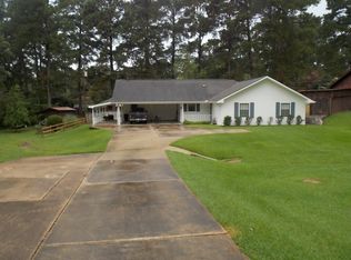 165 Spring Creek Dr, Pineville, LA 71360