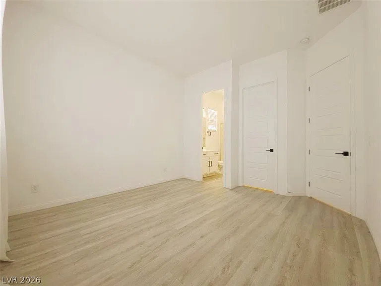 7562 Desert Rhyolite St — Photo 22