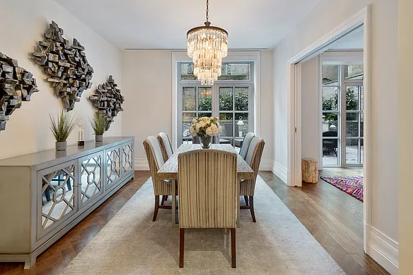 Rented by R New York | media 6