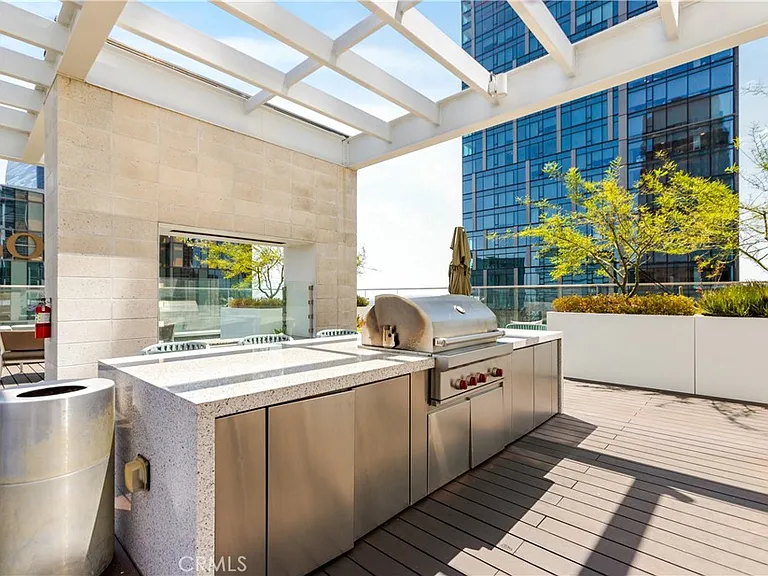 877 Francisco St #717 — Photo 26