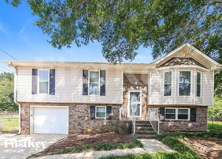1521 Cedargate Cir — Photo 1