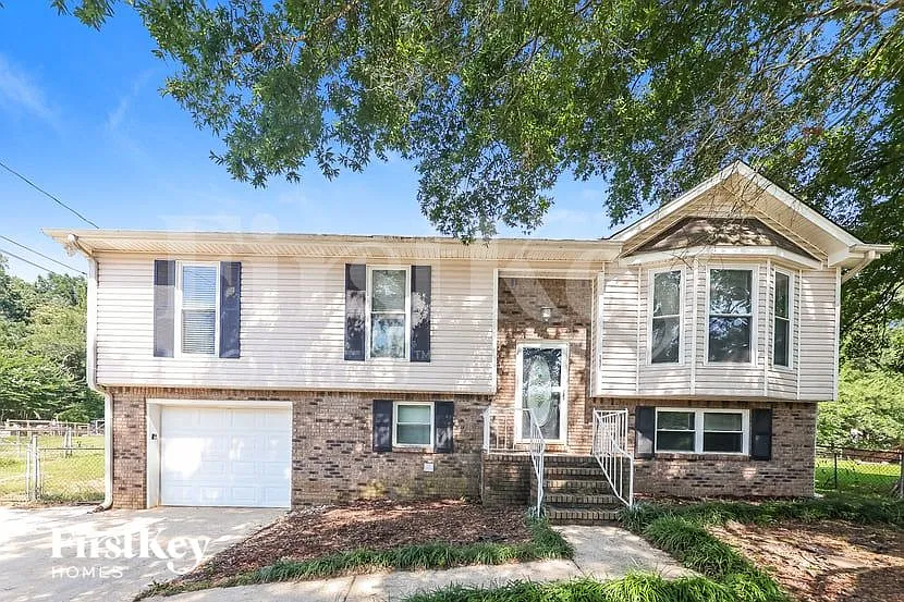 1521 Cedargate Cir