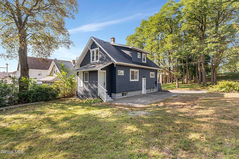 4th image of 338 Abbottsford Road