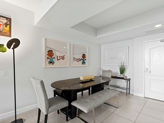 4th image of 410 Evernia St APT 502