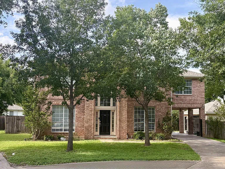 15410 Cambria Cv — Photo 1