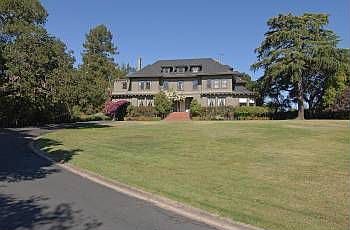 2.3 ACRE ESTATE