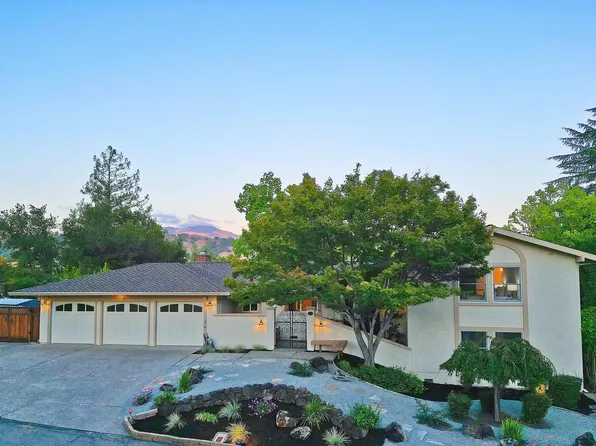 143 Valley Oaks Dr, Alamo, CA 94507