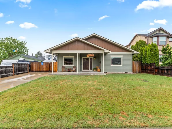 625 Cherry St, Central Pt, OR 97502