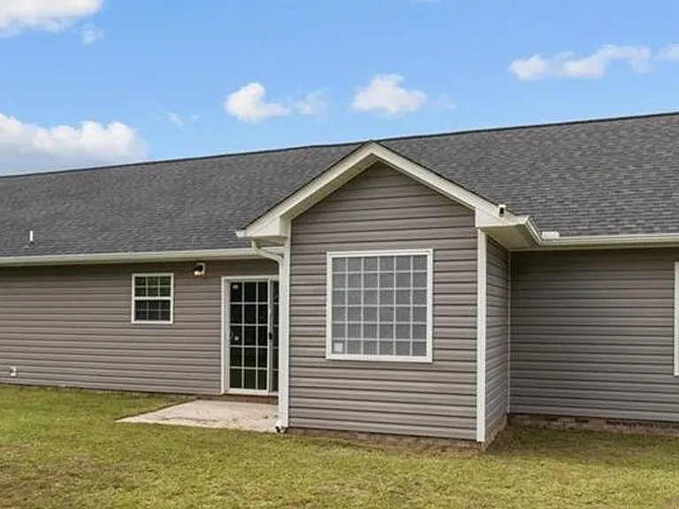 1595 Rossmore Dr — Photo 10