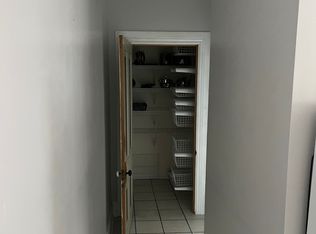 414 N Cody Rd, Le Claire, IA 52753