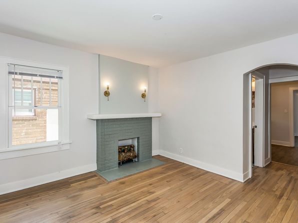 216 S Kansas Ave #216