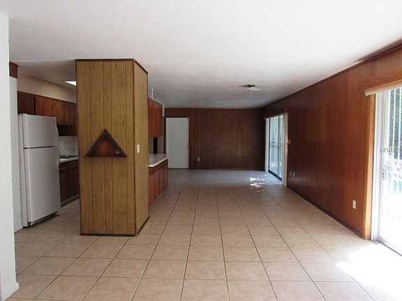 4th image of 1423 Crystal Lake Dr