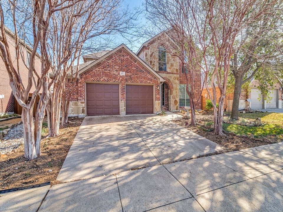 1st image of 614 Price Dr